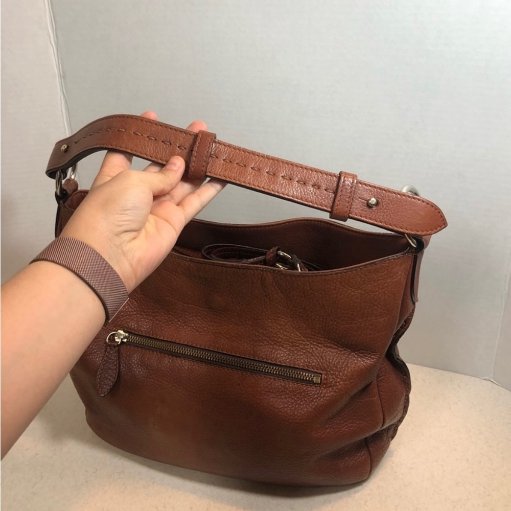 Elegant Brown Leather Shoulder Bag - Picture 5 of 13